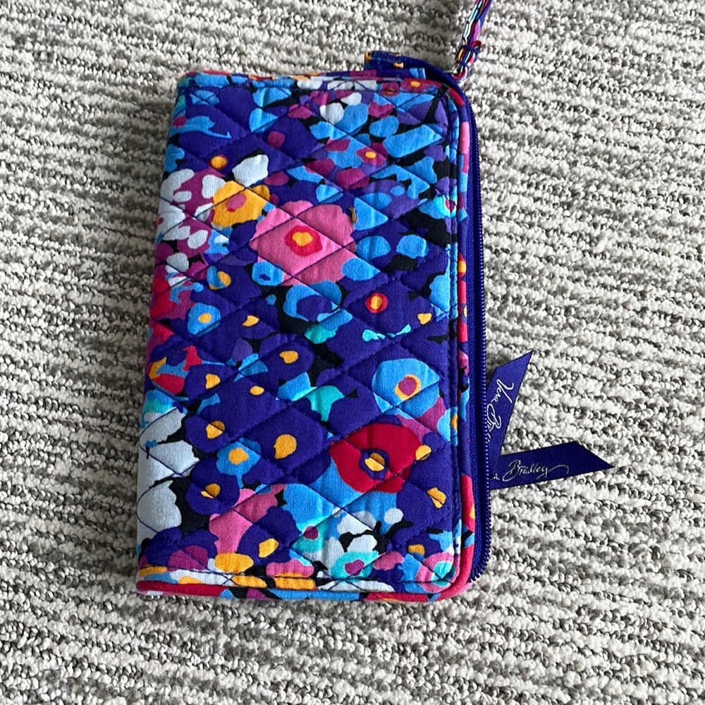 Vera Bradley wristlet wallet